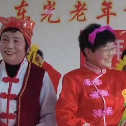老年公寓春意浓  歌舞带来福与寿