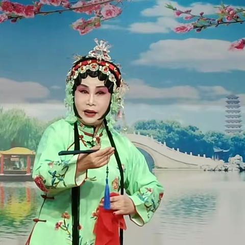 玉兔奔月即远去，祥龙献瑞迎春来