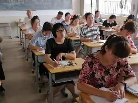 【党旗引领】盛夏练兵，扬帆起航——朱里小学教师培训小记