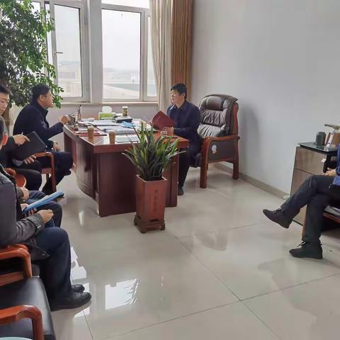 政府副县长冯长民对接北京七彩鹦鹉螺文化体育发展有限公司海洋馆项目