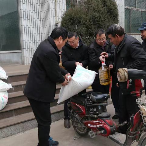 黎城县税务局：新春送温暖帮扶暖人心