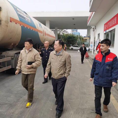 加强隐患排查 确保燃气安全——海口市市政管理局组织对琼山区二级燃气供应站进行安全生产专项检查工作