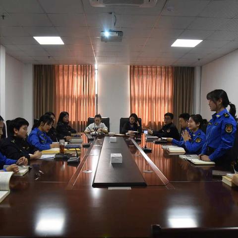 彭州市综合行政执法局开展“书香为伴·青春同行”读书分享活动