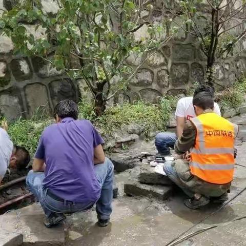 暴雨突袭  山洪肆虐  阿坝联通在行动