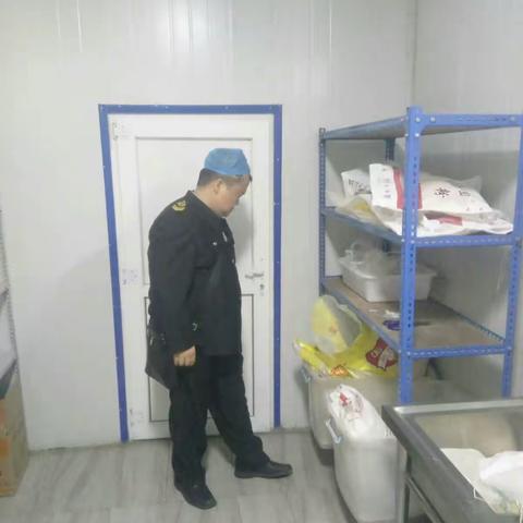 太西街道食药站对学校幼儿园食堂食品安全进行检查