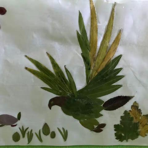 梧桐一班亲子作品《秋天的童话》