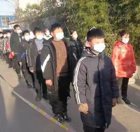疫情演练  共筑安全——洗耳河街道七里小学进行疫情防控应急演练