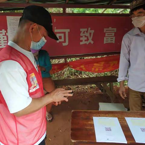 “老黄牛”黄德“老骥伏枥”  志在脱贫