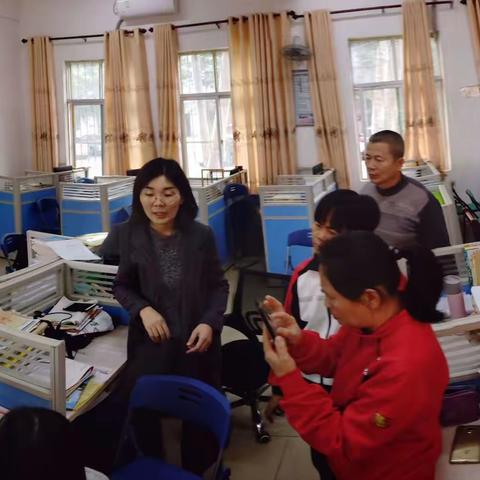 现场问辩，促共同成长｜罗俊娥初中英语骨干教师工作坊送教下乡活动