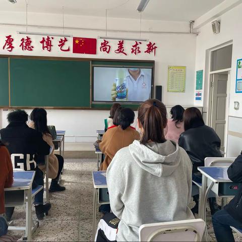 【新发•建国校】开展疫情防控应急演练，守好学生入校关——建国小学应急演练活动