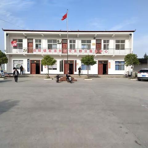 秋风吹遍了每个村庄，召陵镇创建食安城市暨“进农村”宣传活动随风飞扬