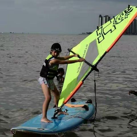 海口市五源河学校小学帆船帆板校队日常