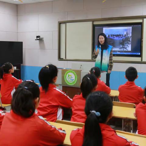 龙口广播电台主持人进校园——北皂学校参加少儿口才与表达培训课