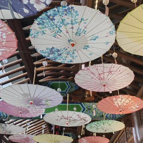 风华正茂正当时，不负韶华不负己 — —记八年级返校归来