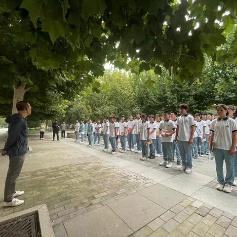 砥砺前行,不负韶华 只争朝夕,勇往直前