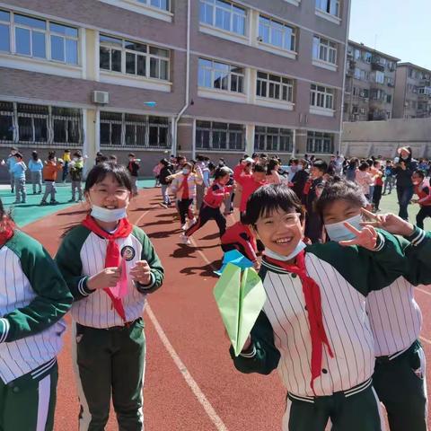 智慧“数”我最行，快乐“语”你同行，——六四班期末幸福漂流