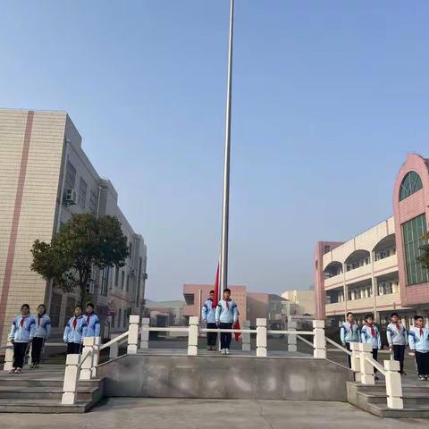 陌上花开，齐向未来 ——老坝港小学2021-2022学年第二学期开学典礼暨第一次升旗仪式