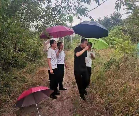 陕煤铜川矿务局东区中心：党员干部用责任筑起防洪安全堤