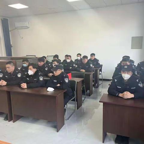 高邑县特巡警大队召开春节节前教育会