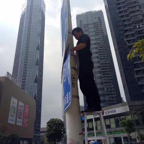 不积跬步无以至千里，不积小流无以成江河，良好市容靠的是日积月累的付出