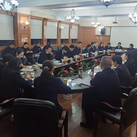 分享成长经历 提升青年力量——汉口支行召开青年员工座谈会