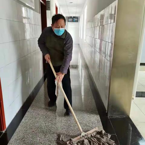 蕴贤楼，我们的家，干净整洁靠大家！