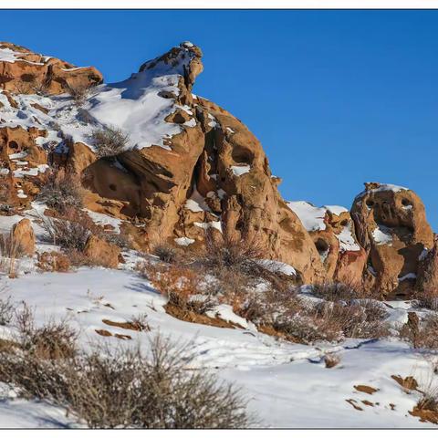放风怪石沟寻觅黑雅丹