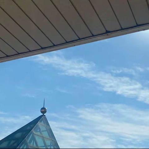 服装市场支行开展“感恩节暖心姜茶”理财沙龙