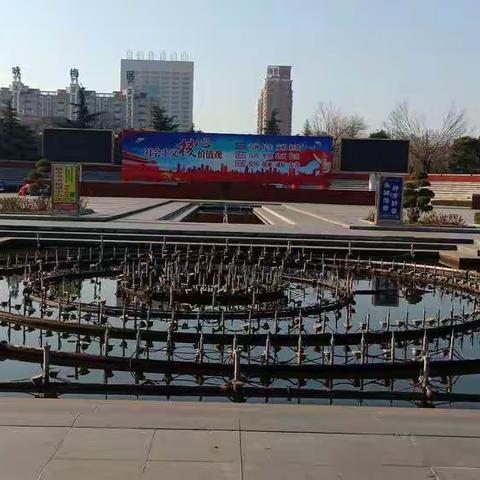 守土尽责，无死角管理人民广场