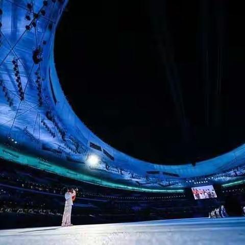 承载希望之火，传递爱与热情--2021级13中队观看冬奥会