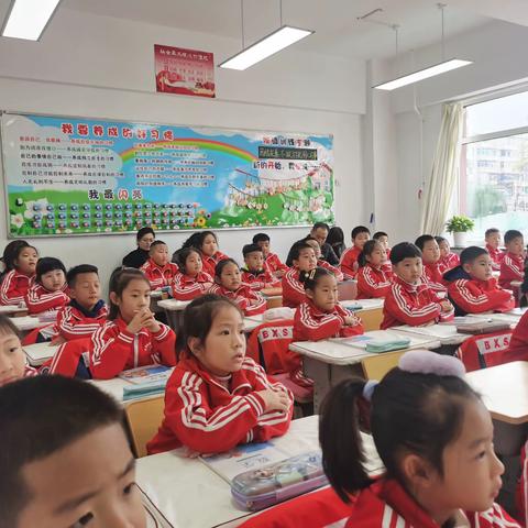 “精彩课堂，放飞梦想”——2·6骄阳中队数学公开课