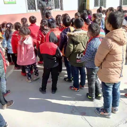 近德固乡跳堂小学：爱绿 护绿 我最棒