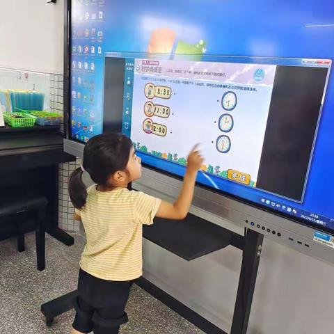 【仁化县董塘镇中心幼儿园】  大二班第十八周精彩剪影