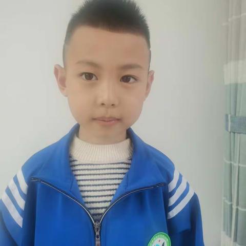 抗日小英雄〈海娃〉离石区东关小学一八班 任智宇