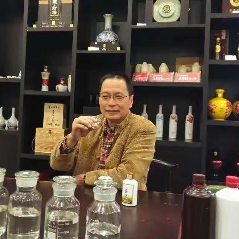 《一七令·酒》