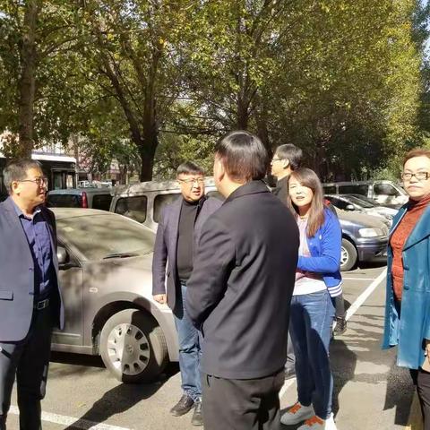 工人村社区卫生服务中心迎接区创城办检查