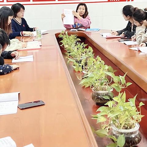 “双减”进行时……                                                    ——四年级语文备课组多措施“减负增质”