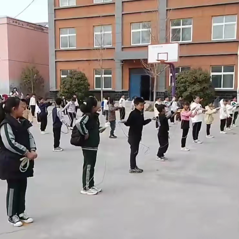 原庄小学2023年春季“家校共育，助力健康”跳绳比赛分享
