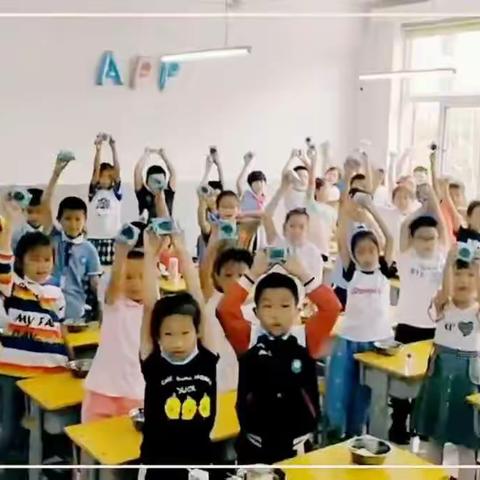 我和月亮有个约会——草场街小学三年22班快乐过中秋