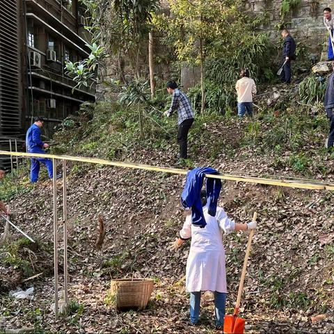 党日志愿活动  保证安全工作