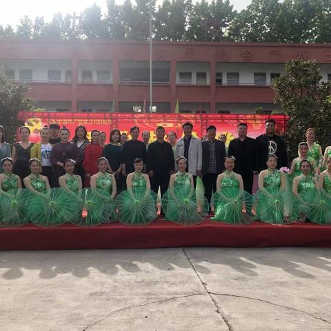 “颂歌献给党”第四场：沁阳音协走进紫陵十二中