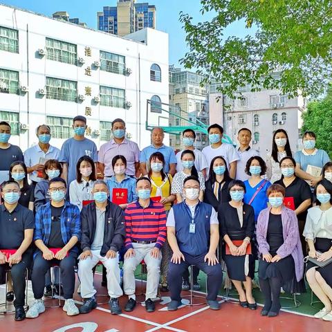 党建引领，结对帮扶||龙高集团龙城初级中学与爱华学校师徒结对仪式隆重举行