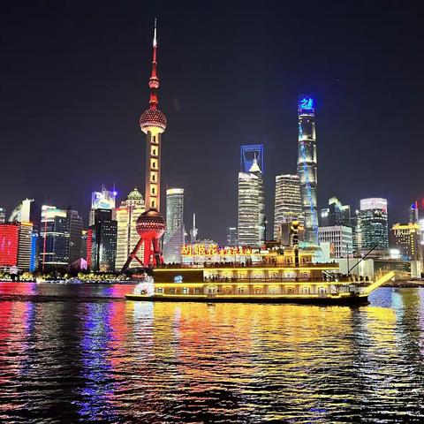 美丽的外滩夜景