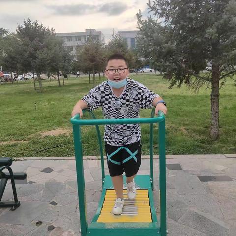 快乐暑假        放飞自我