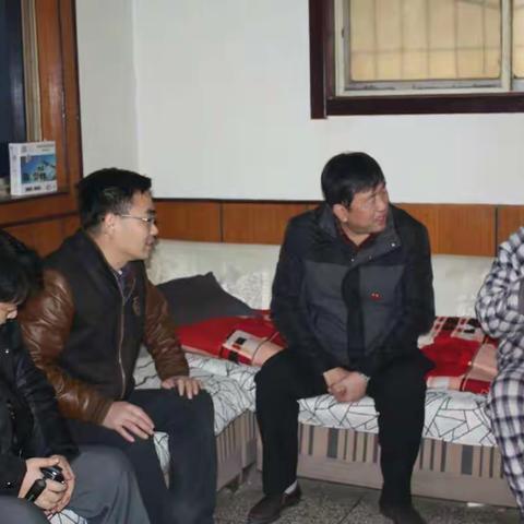 市农牧局送温暖慰问困难党员、群众及结对帮扶企业