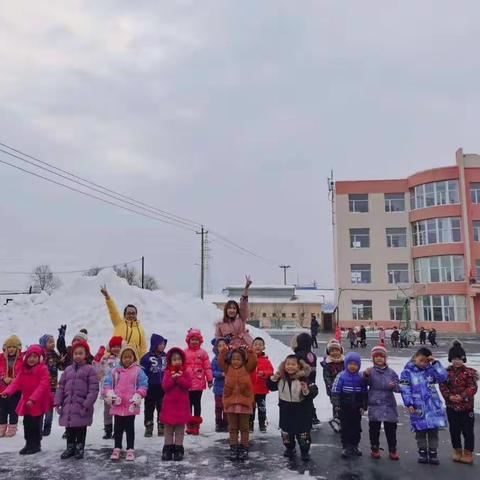 城北小学幼儿园大二班——“携手战疫情   停课不停学   家园伴成长”