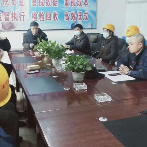 黎城太行钢铁有限公司轧钢厂“迎新春送温暖”慰问贫困职工