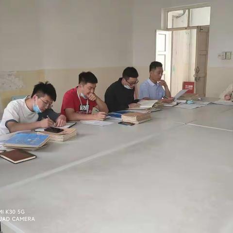 伽师总场学校四至六年级语文组第五次教研活动