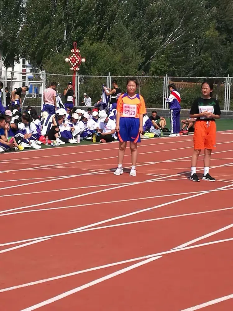 开鲁一中30届运动会最美3.21
