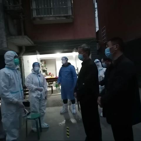 社区防疫第一线，昌江广场社区志愿者在坚守！